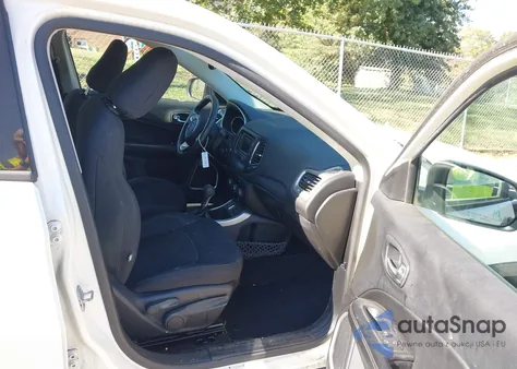 2018 Jeep Compass Sport Fwd from USA, damaged, VIN 3C4NJCAB3JT263396